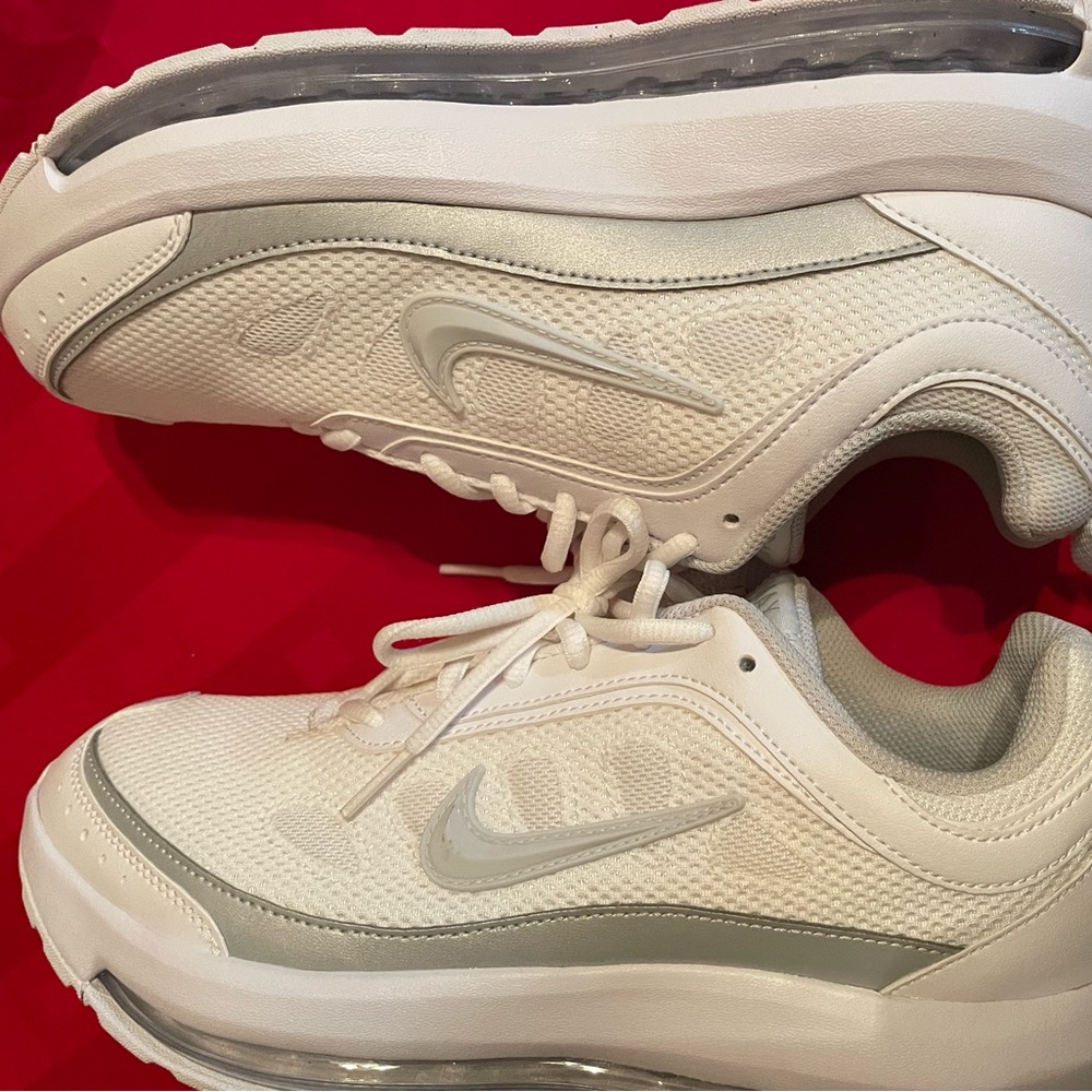 Brand New Nike Air Max. Still in box